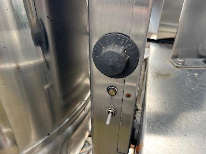 Used Kettle, 40 Gallon, Groen, Mdl DHT-40, Tilt, Gas-Fired, Self Contained #S745090