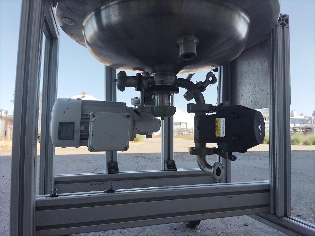 Used Tank, 13.2 Gallon (50 Liter), Pure-Flo Precision, Jacketed, Agitated, 316 Stainless, 15 PSI, #5991453