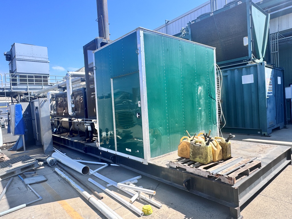 Used Cogeneration System, Natural Gas, 675 kW, GE Jenbacher JMC 312, Cooling & Heat Recovery System, Spare Engine, #