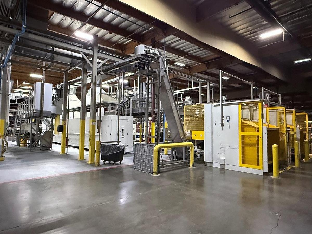 Used Blow Mold System, 26-Cavity, Krones Contiform 326 Pro H, 2017, with Preform Sorter & Vision System, #5991614