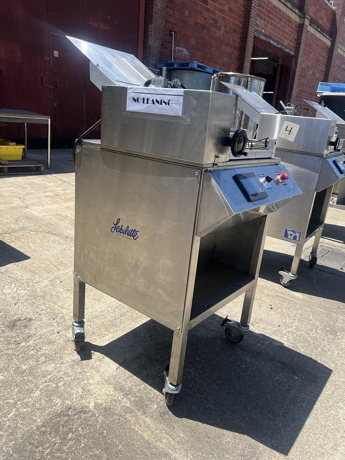 Used Labeler, Wrap, Hot Glue, Accutek, Labelette, Model 40-130-000 #5991442