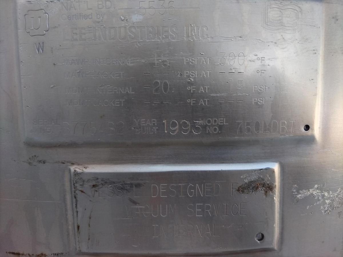 Used Tank, 198 Gallon (750 Liter), Agitated, 316 Stainless Steel, 15 PSI, Lee Industries, #5991486
