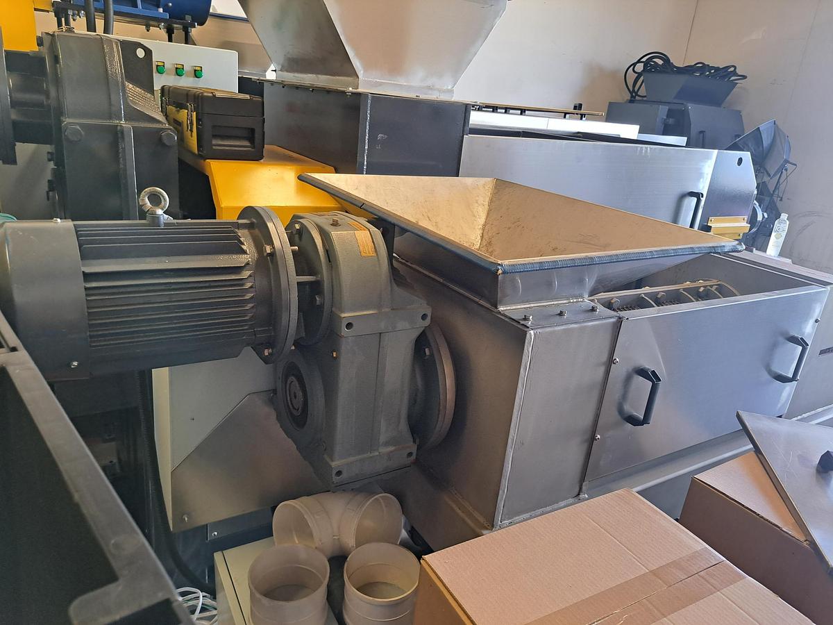 Used Press, Screw Press, Dewatering Machine, Model CT-200, Stainless Steel, #5991717