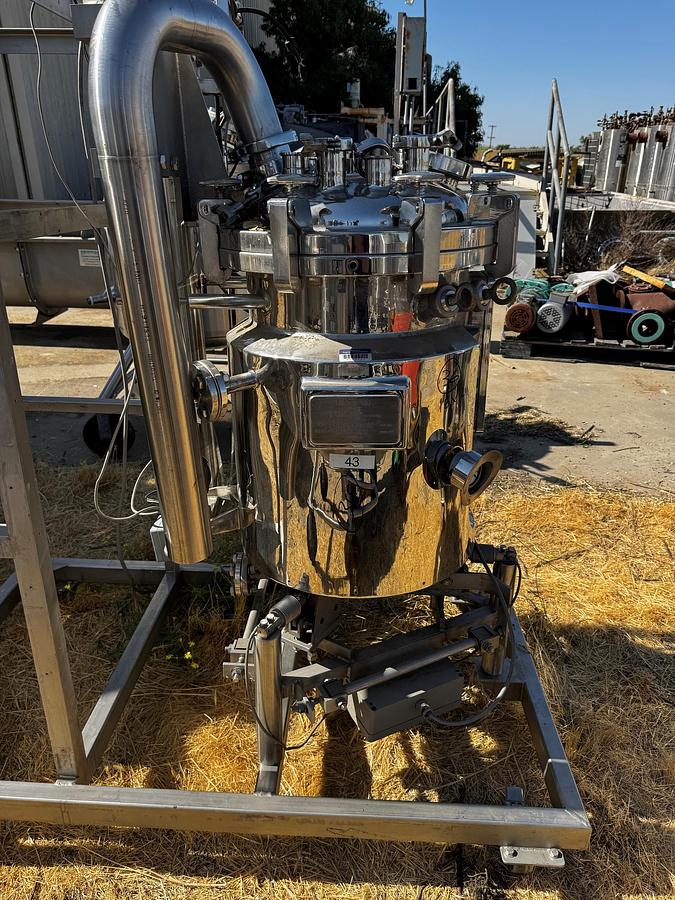 Used Tank, 26 Gallon (100 Liter), 316L Stainless Steel, Jacketed, Agitated, 58 PSI, BV Speciaal Roestvrijstaal, #5991491