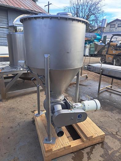 Used Tank, Mixing, 304 Stainless Steel, .75HP #5991160