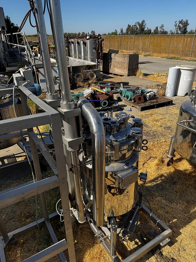 Used Tank, 26 Gallon (100 Liter), 316L Stainless Steel, Jacketed, Agitated, 58 PSI, BV Speciaal Roestvrijstaal, #5991491