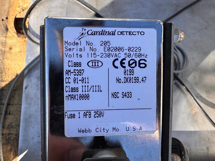 Used Scale, Platform, 30" x 30", 10,000 Pounds, Stainless Steel, Cardinal Detecto, 205, #5991258