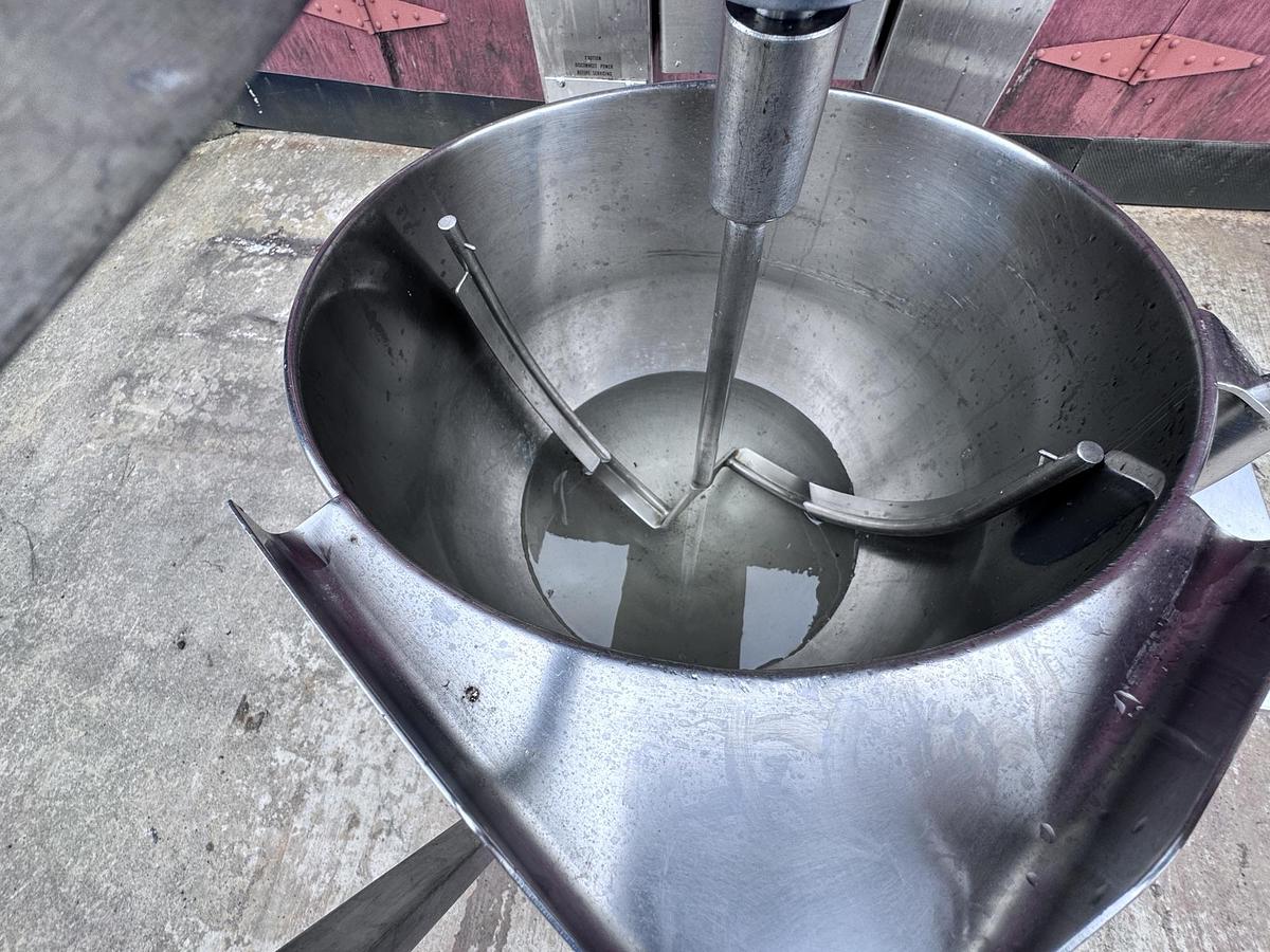 Used Kettle, 10 Gallon, Groen, Electric, Jacketed, Scraper Agitated, Tilting, Model TDB/7-10, #