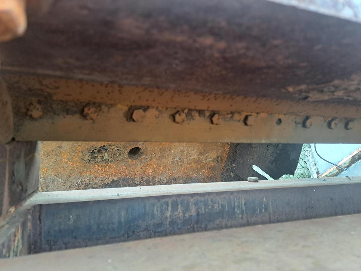 Used Grinder, Shredder, 12" x 48", Alsteele, 50 HP #S737905