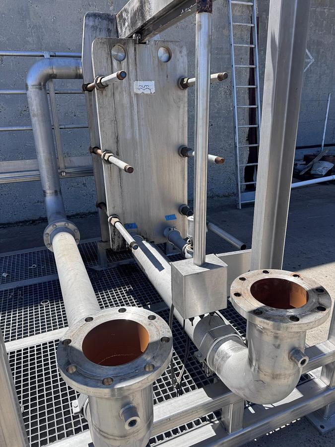Used Heat Exchanger, Plate, 600 SF, Alfa Laval, 18" x 60" Plates, Stainless Steel, #5991877