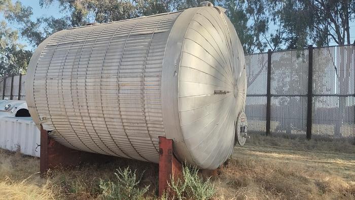 Used Tank, 8,000 Gallon, Stainless Steel, Horizontal, 10' X 15', Insulated #S745498