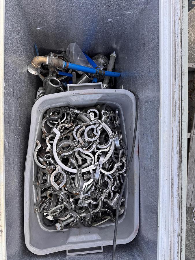 Used Tank, 375 Gallon, 304 Stainless Steel, Jacketed Fermenter, Criveller, Cone Bottom, #5991399