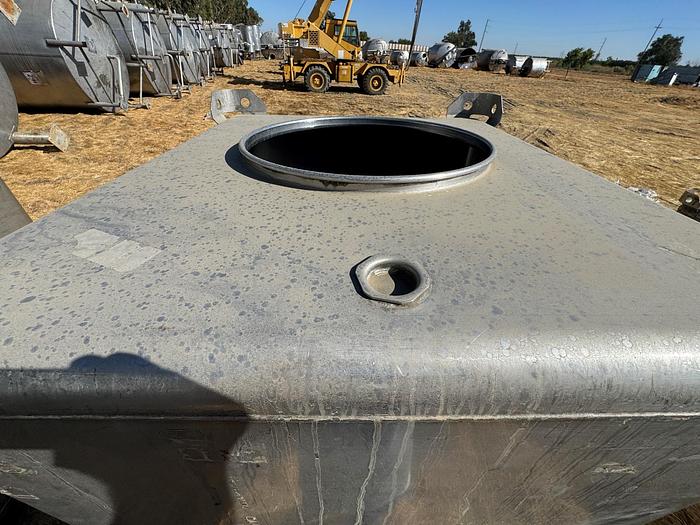Used Tank, 550 Gallon, 316 Stainless Steel, Tote, #5991027