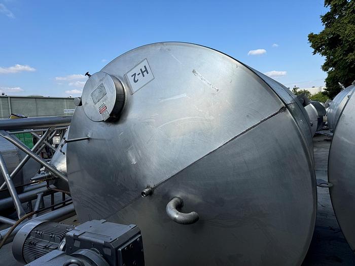 Used Tank, 6,500 Gallon, Stainless Steel, Dish Bottom, Legs, #5990997