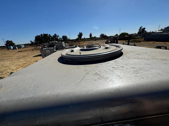 Used Tank, 425 Gallon, 316 Stainless Steel, LiquiTote, #5991123