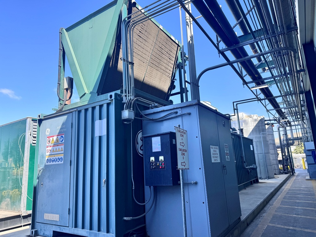 Used Cogeneration System, Natural Gas, 675 kW, GE Jenbacher JMC 312, Cooling & Heat Recovery System, Spare Engine, #