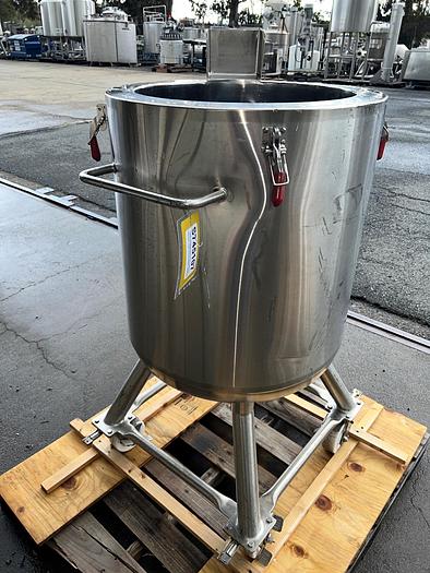 Used Tank, 33 Gallon (125-Liter), Precision Stainless, 316L Stainless Steel, Jacketed #S745107