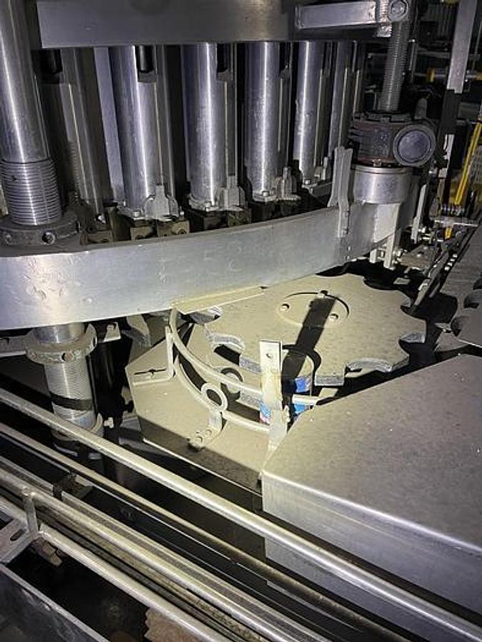 Used Filler, Piston, 40-Head, Rotary Piston Filler, Zacmi , Model 0295/40/3, #5991916