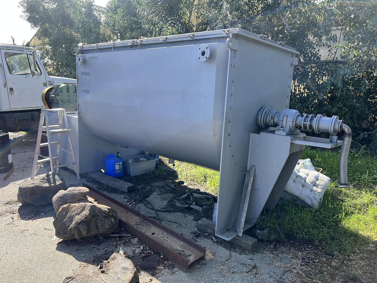 Used Mixer, Ribbon, 200 CF, Stainless Steel, Jacketed, Hollow Ribbons