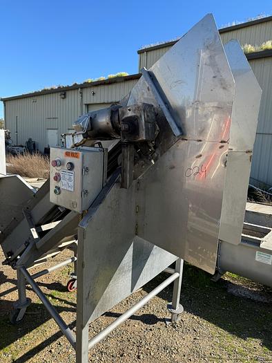 Used Conveyor, Belt, 12" X 8', Stainless Steel, Inclined, Cleated Belt #S745477