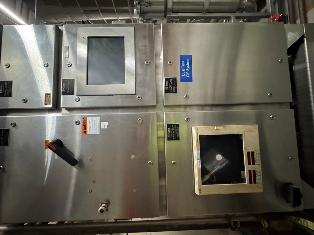 Used CIP, Quantum Solutions, 2-Tank, 250 Gallon Water & Solution Recirc Tanks, HX & Pump, #5991628