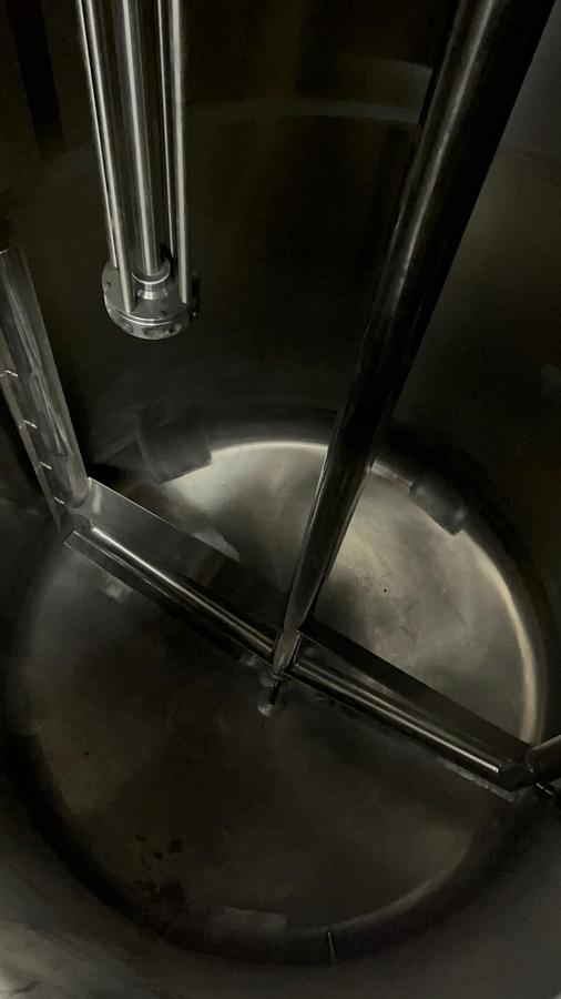 Used Tank, 3,000 Gallon, Stainless Steel, BCast, 15 HP Mixer and Bottom Scraper, #5991985
