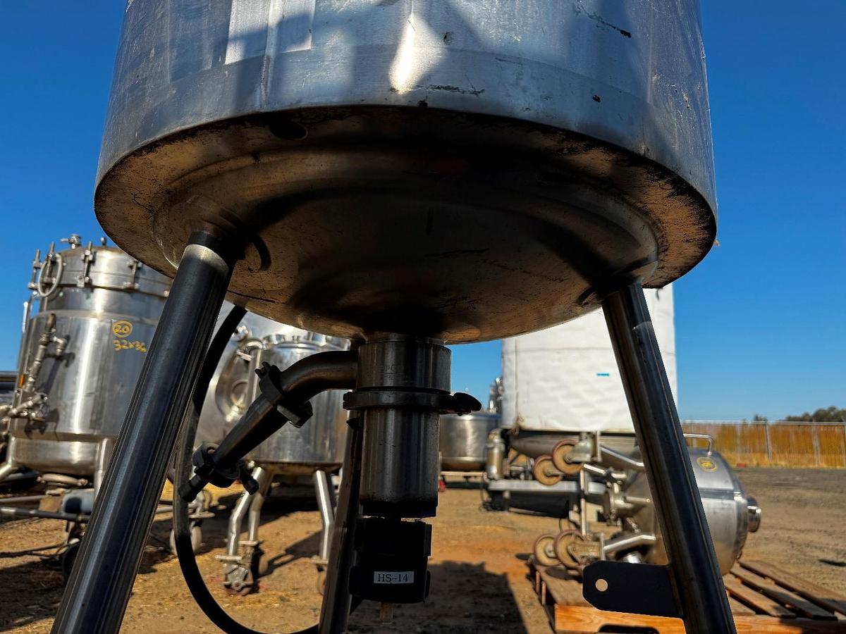 Used Tank, 53 Gallon (200 Liter), Lee, Jacketed, Stainless Steel, 45 PSI, FV, #5991468