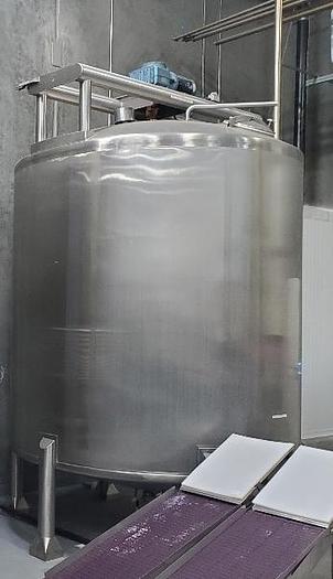 Used Tank, 6,000 Gallon, Stainless Steel, Agitated, Dish Bottom