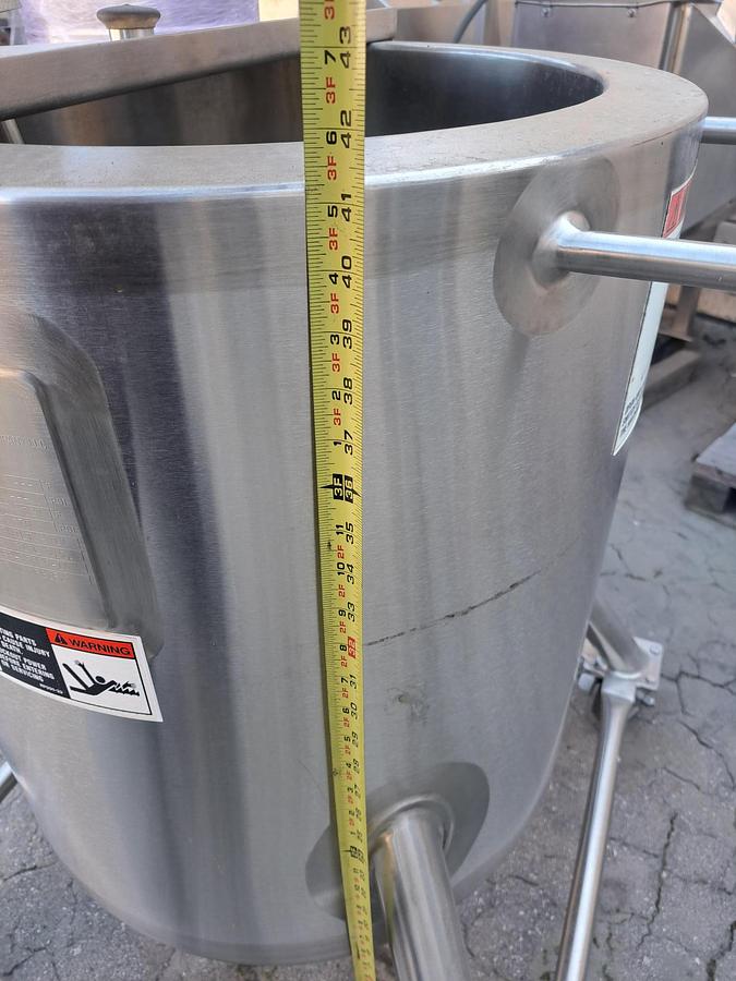 Used Tank, 30 Gallon, 316 Stainless Steel,  20" x 25", Jacketed, Agitated, FT/DB #S741944