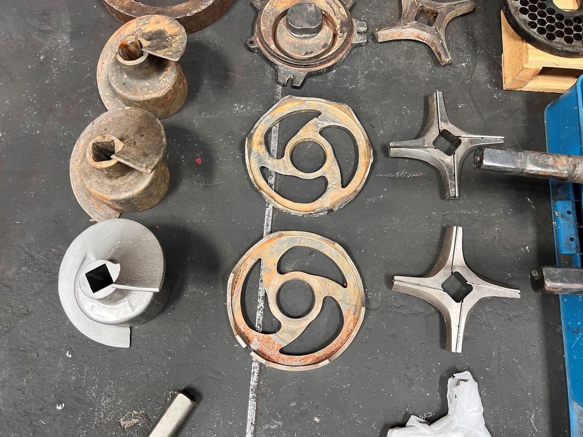 Used Grinder, Autio 1101 GH, 50 HP, Vane Pump, Mild Steel, 11” Head, 25,000 lb/hr, #5991529