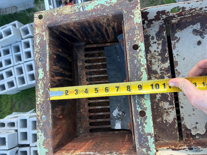 Used Mill, Hammer, includes 8" x 12" feed opening with grate cover. #4361716