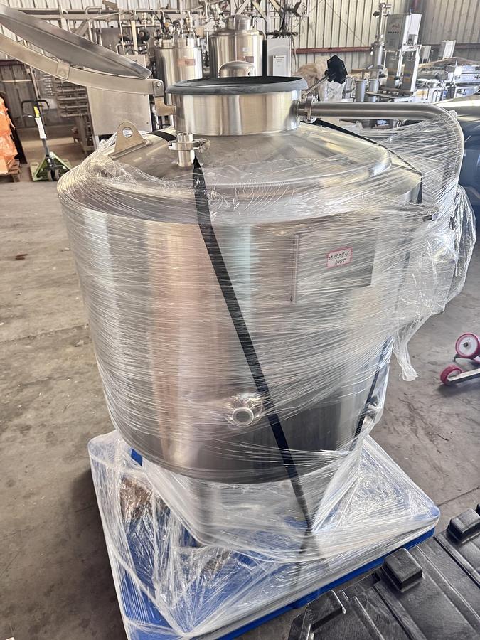 Used Tank, 100 Gallon, Stainless Steel, Dimple Jacketed, CIP Spray, #5991982