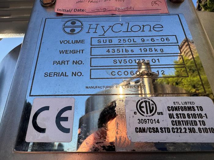 Used Reactor, 66 Gallon (250 Liter), Single Use, Stainless Steel, HyClone, 24" x 42" #5991246