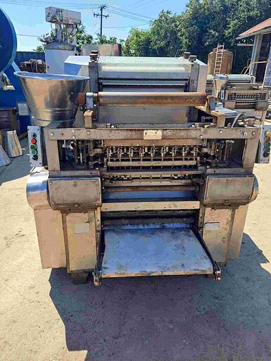 Used Former, Toresani Pavan, Model MT600 Tortellini Pasta Machine, Nine Punch #S745195