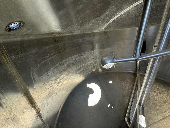 Used Tank, 1,000 Gallon, S/st, Jkt, DCI, Scrape Agit, CB/DT #S740387