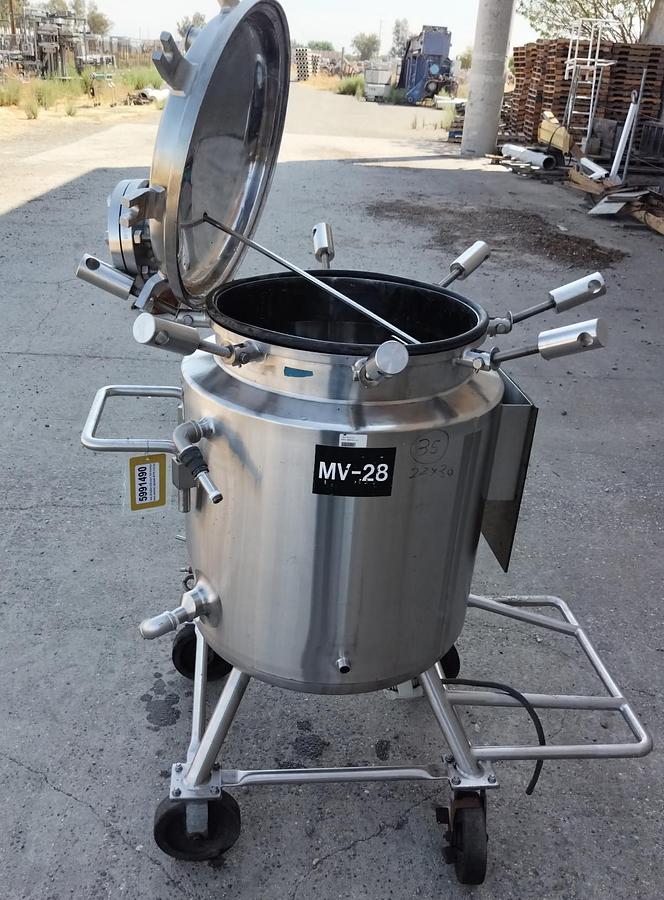 Used Tank, 39 Gallon (150 Liter), 316 Stainless Steel, Jacketed, Agitated, 45 PSI, Full Vac, #5991490