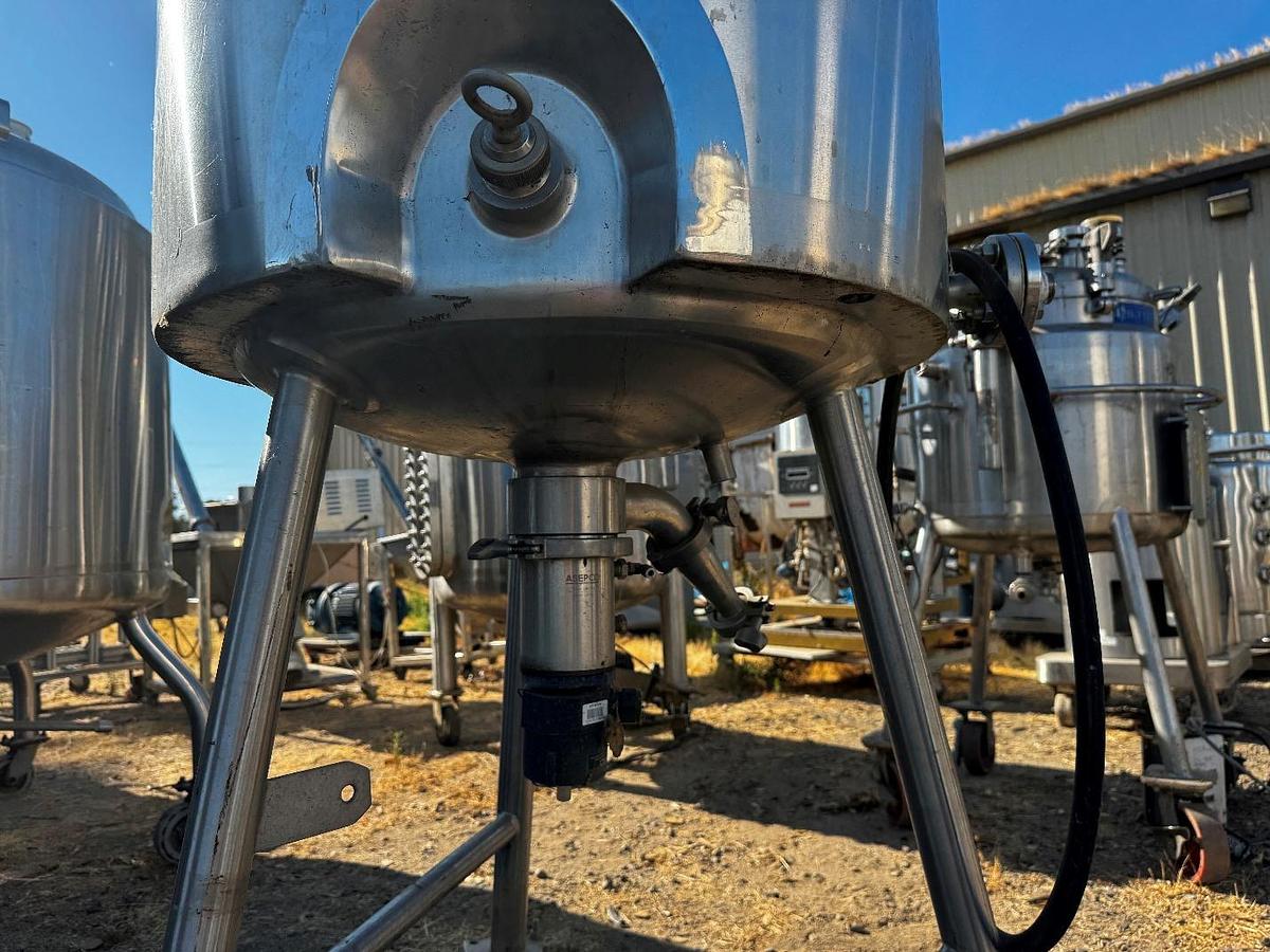 Used Tank, 53 Gallon (200 Liter), Lee, Jacketed, Stainless Steel, 45 PSI, FV, #5991468