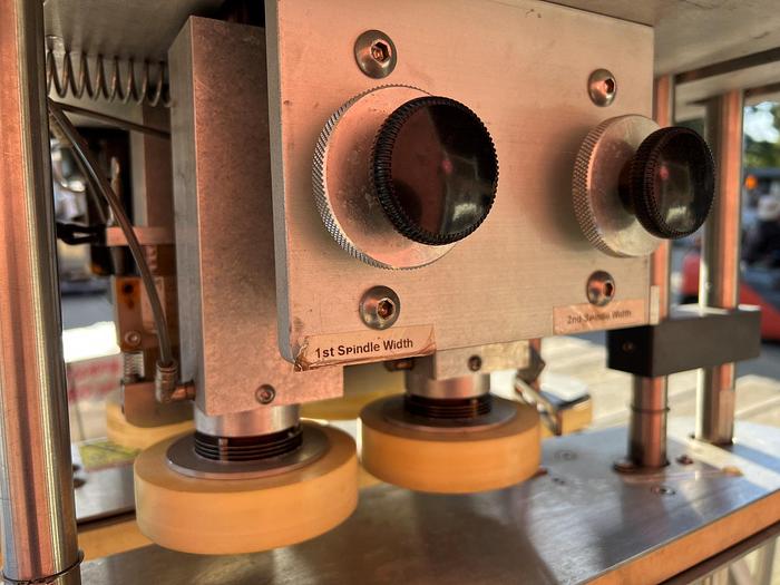 Used Capper, Kaps-All Model F-E4, Inline Spindle #S745104