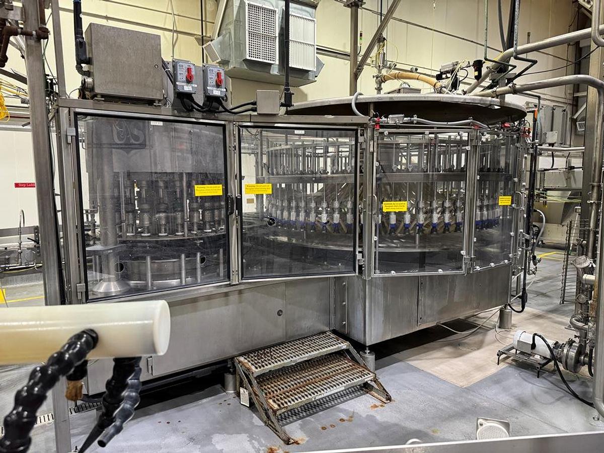 Used Bottling Line, 400 BPM, US Bottlers Filler, Krones Labelers, Fuji Intersleeve, Kisters Packer, #5991610
