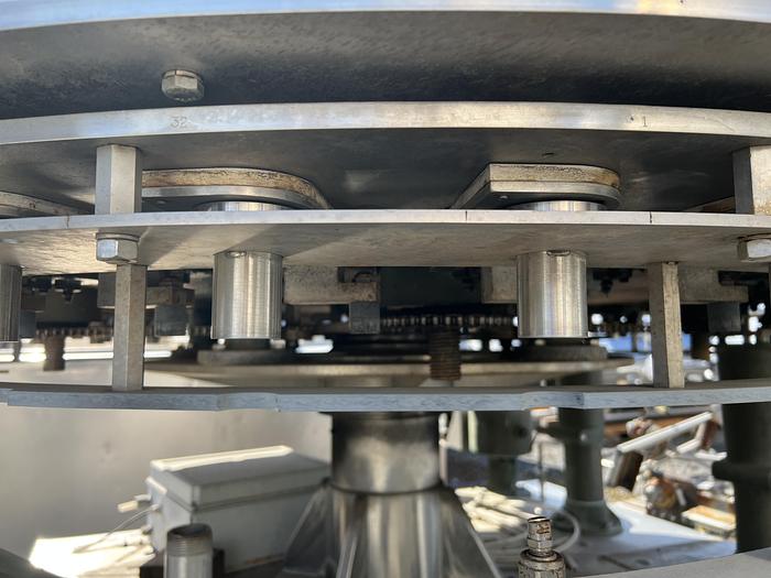 Used Filler, Rotary, Bottle, 32 Station, 316 S/st, Pocket, #C330795