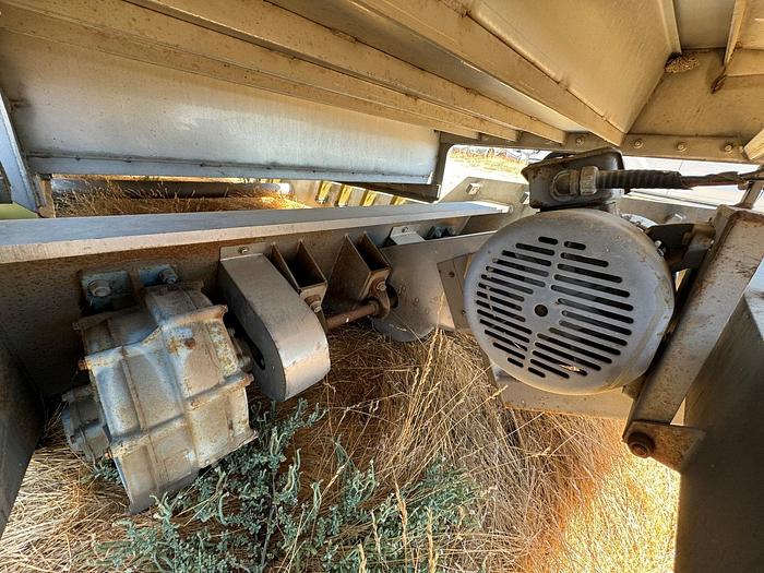 Used Feeder, Vibratory, 48" x 14', Stainless Steel, Key Iso-Flo #S745405