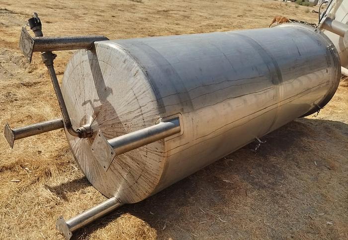 Used Tank, 900 Gallon, S/st, Agit, 46' X 10' #S745322