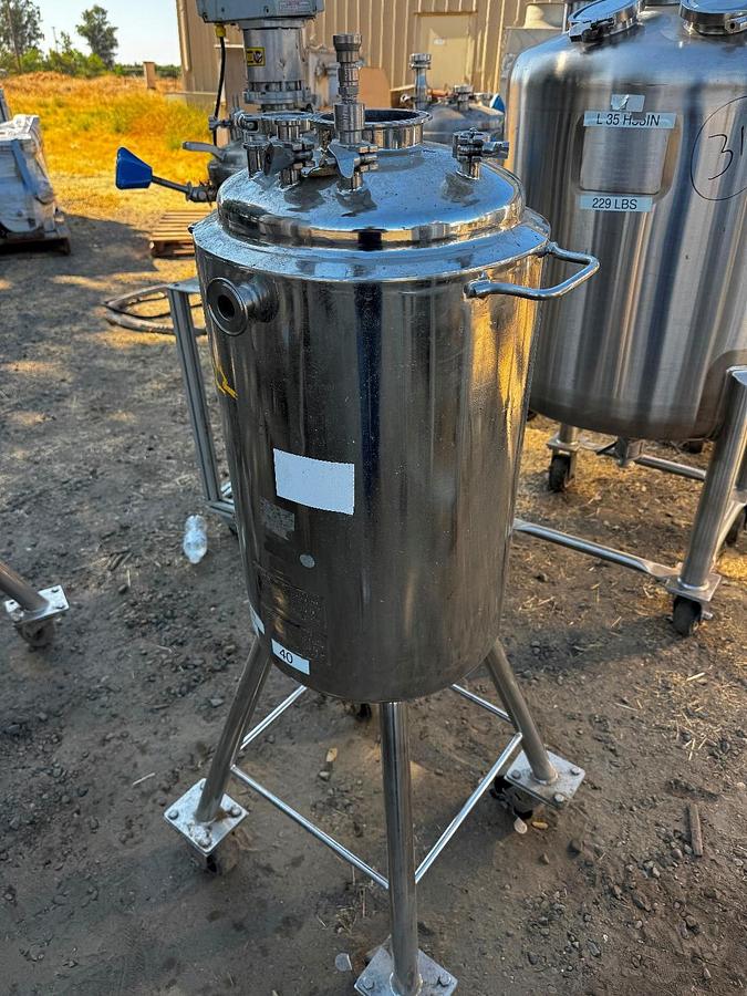 Used Tank, 13 Gallon (50 Liter), 316L Stainless Steel, Jacketed, Alloy Products, 115 PSI, #5991481