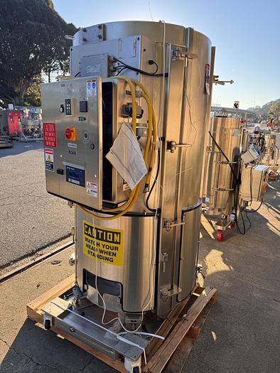 Used Reactor, 264 Gallon (1,000 Liter), Single Use, Stainless Steel, Manufacturer TBD, 38" x 72" Jacketed #5991247