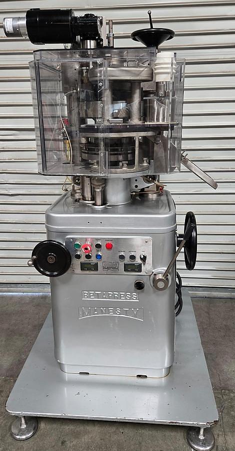Used Tablet Press, Natoli Manesty Betapress, Multi Station, Rotary, 2007, #5991458