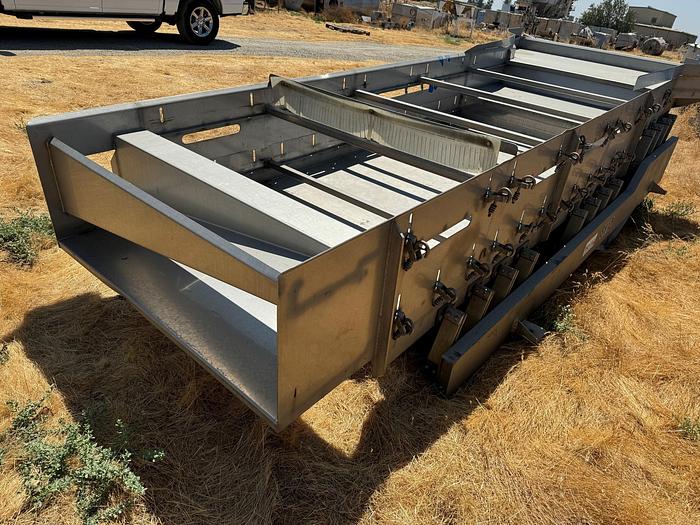 Used Feeder, Vibratory, 48" x 14', Stainless Steel, Key Iso-Flo #S745405