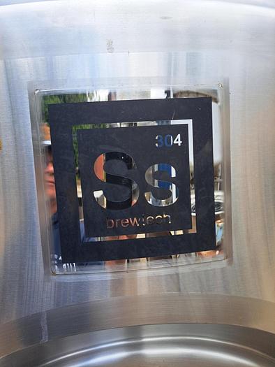 Used Tank, 200 Gallon, Stainless Steel, Insulated, Dish Top & Bottom, 36" X 48" #S745518