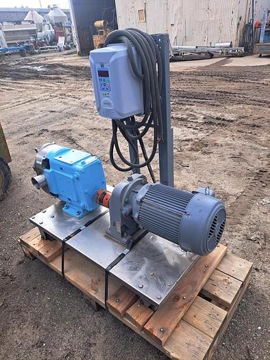 Used Pump, Positive, Waukesha, Mdl 060, 316 S/st, 2.5" #S745178