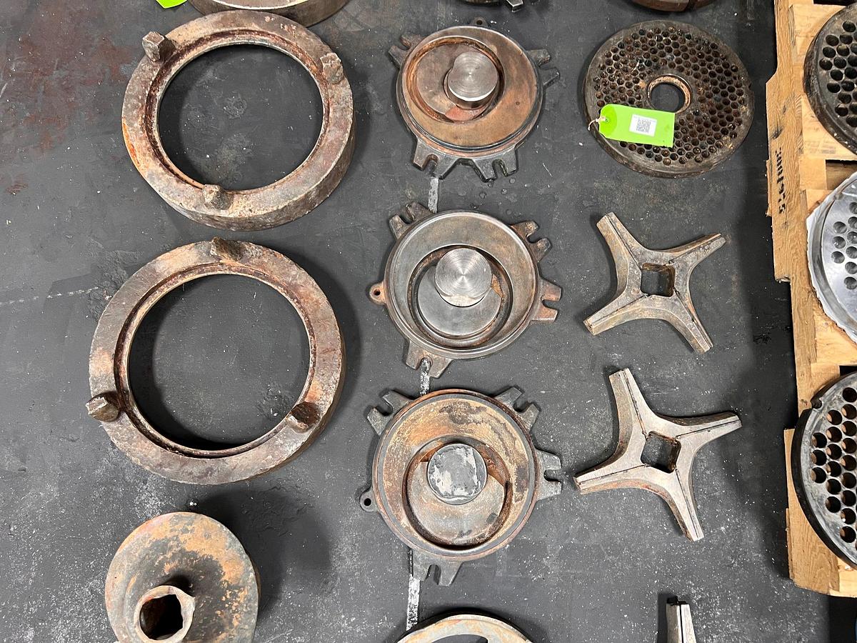 Used Grinder, Autio 1101 GH, 50 HP, Vane Pump, Mild Steel, 11” Head, 25,000 lb/hr, #5991529