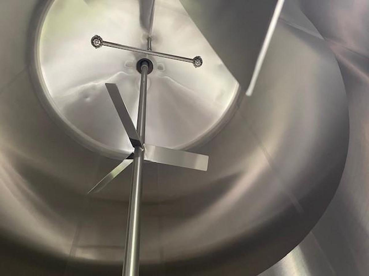 Used Tank, 3,000 Gallon, APV Crepaco, Dairy Silo, Jacketed, Agitated, Stainless Steel, #5991449